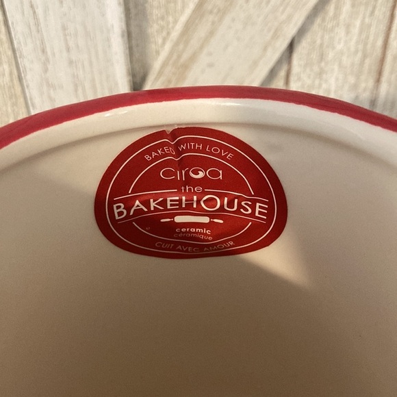 Ceramic Gingerbread Measuring Pitcher - Picture 5 of 7